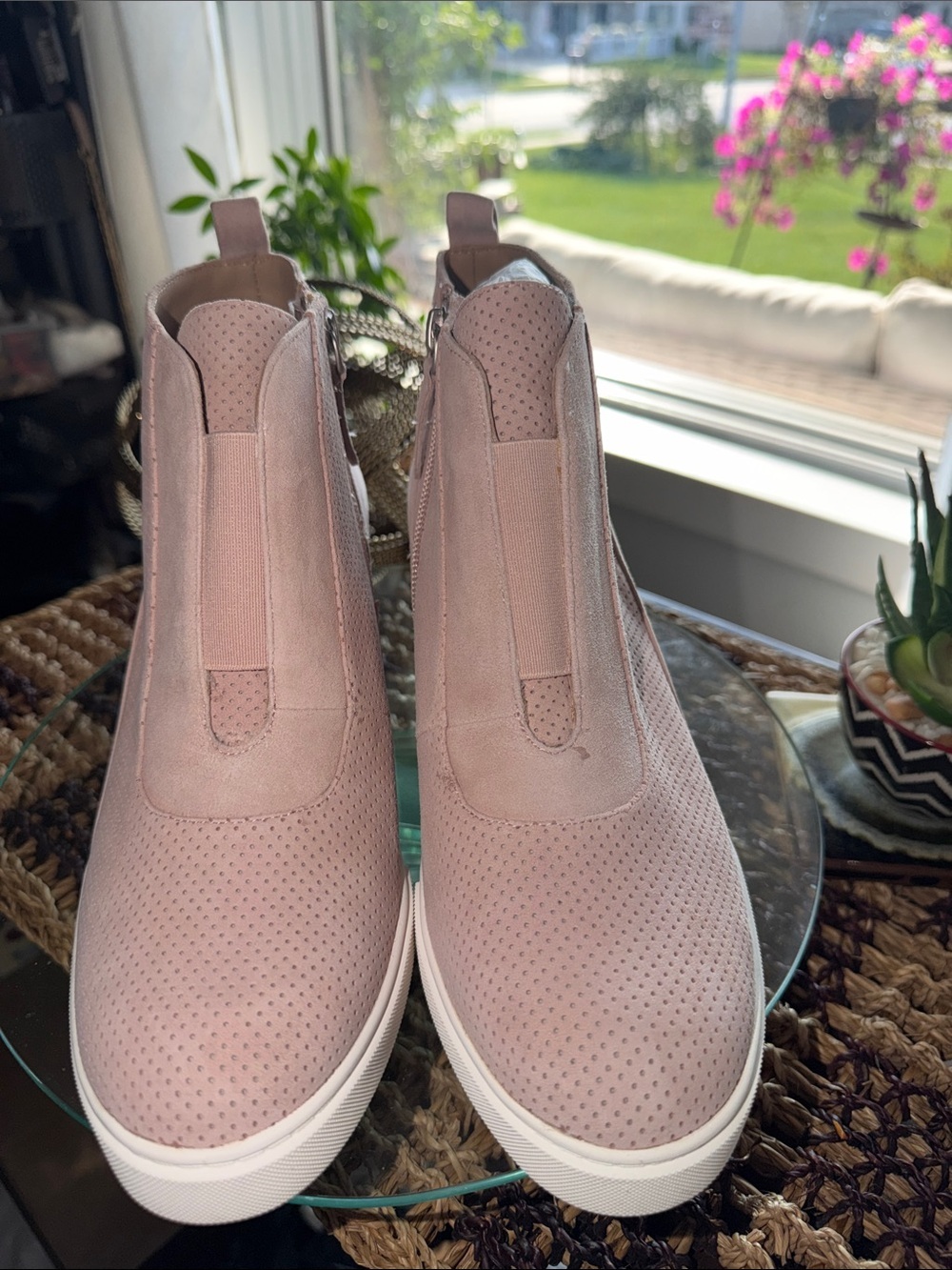 Women’s Slip-On Perforated Ankle Sneakers - Blush Pink